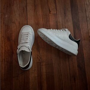 Alexander McQueen leather White and Black Sneakers